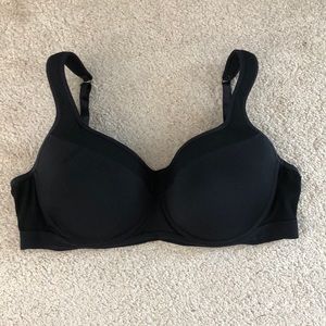 Danskin Now Sports Bra 40D